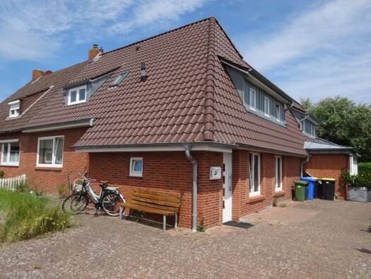 Mehrfamilienhaus zum Kauf als Kapitalanlage geeignet 1.750.000 € 7 Zimmer 213,4 m² 418 m² Grundstück Elbestraße 22 Norderney 26548
