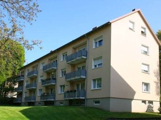 Wohnung zur Miete 390 € 2 Zimmer 43,2 m² 3. Geschoss frei ab sofort Neunkircher Straße 10 Malstatt Mitte 66113