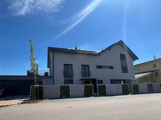 Einfamilienhaus zum Kauf 1.780.000 € 513 m² 617 m² Grundstück Oberhausen Rheinhausen 79365