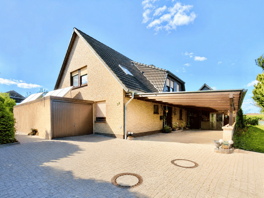 Einfamilienhaus zum Kauf 499.000 € 9 Zimmer 217 m² 800 m² Grundstück frei ab sofort Steinheide 34 Heiligenfelde Syke 28857