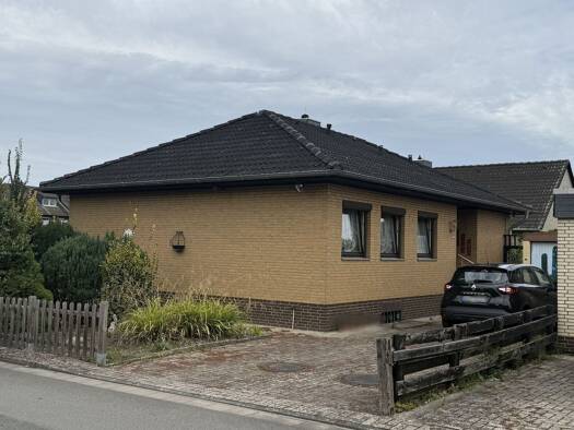Einfamilienhaus zum Kauf 329.000 € 3 Zimmer 109 m² 601 m² Grundstück Luthe Wunstorf 31515