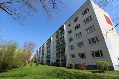 Wohnung zur Miete 353 € 3 Zimmer 60,7 m² 3. Geschoss frei ab 01.10.2025 Gottfried-Semper-Straße 2 Südliche Neustadt Halle (Saale) 06124
