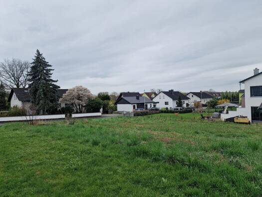 Grundstück zum Kauf 1.026 m² Grundstück frei ab sofort Pommersfelden Pommersfelden 96178