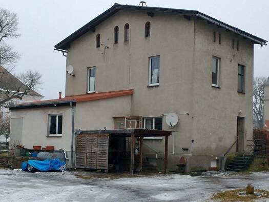 Mehrfamilienhaus zum Kauf 98.000 € 4 Zimmer 150 m² 1.102 m² Grundstück frei ab 01.04.2026 Nebenstraße 5 Groß Rietz Rietz-Neuendorf 15848