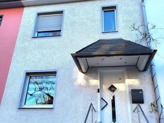 Reihenmittelhaus zum Kauf 605.000 € 4,5 Zimmer 144,9 m² 186 m² Grundstück frei ab 01.03.2026 Stadtwald Essen 45134