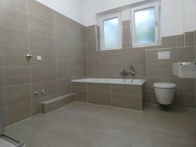 Wohnung zur Miete 585 € 2 Zimmer 56,7 m² EG frei ab 16.08.2025 Hurterstr. 10 Frohnhausen Essen 45144