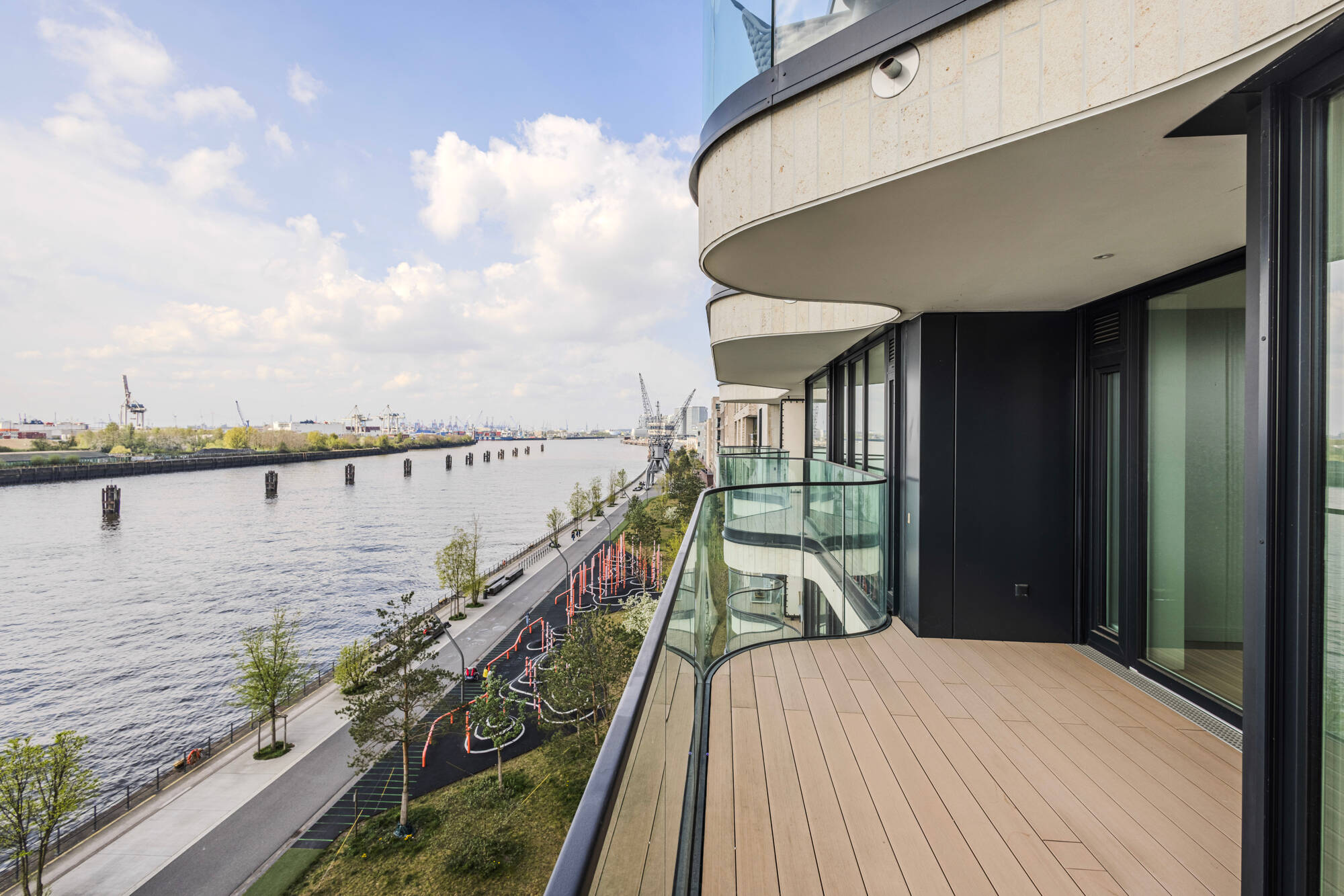 Property thumbnail 12