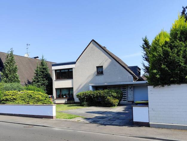Mehrfamilienhaus zum Kauf provisionsfrei 849.000 € 9 Zimmer 235 m² 909 m² Grundstück Forststr. 73 Rath/Heumar Köln 51107
