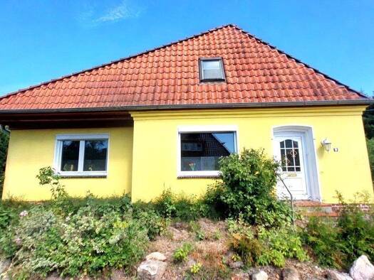 Haus zum Kauf 239.000 € 5 Zimmer 113 m² 1.072 m² Grundstück Rotenburg Rotenburg 27356
