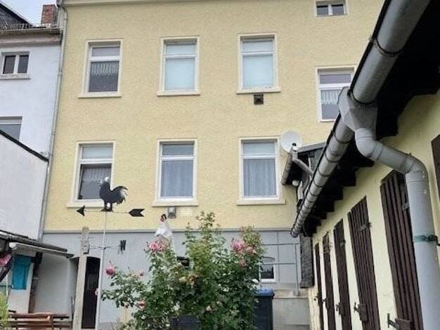 Reihenmittelhaus zum Kauf 49.000 € 6 Zimmer 115 m² 224 m² Grundstück Greiz Greiz 07973