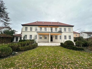 Einfamilienhaus zum Kauf 950.000 € 9 Zimmer 569 m² 2.478 m² Grundstück Planungsbezirk 202 Straubing-Bogen 94315