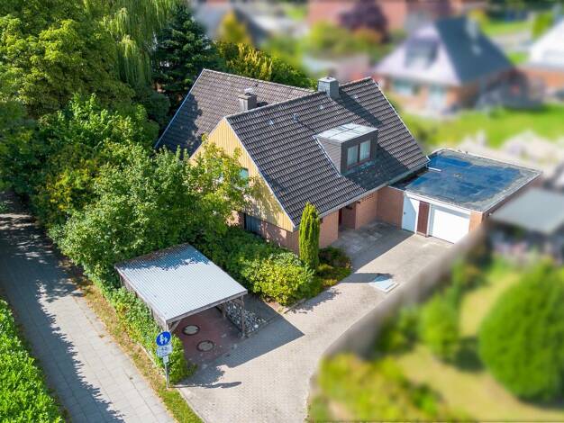 Einfamilienhaus zum Kauf 295.000 € 6 Zimmer 184 m² 791 m² Grundstück Brunsbüttel 25541