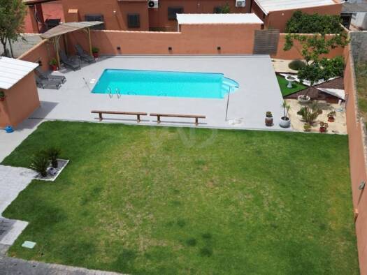 Chalet zum Kauf 530.000 € 1 Zimmer 258 m² 811 m² Grundstück Chiclana de la Frontera 11130