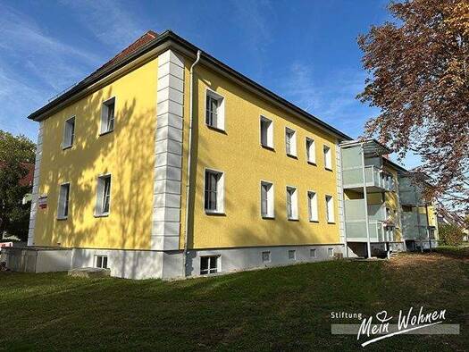 Wohnung zur Miete 380 € 2 Zimmer 52,6 m² 1. Geschoss Heinrich-Heine-Str. 6 Theißen Zeitz 06711