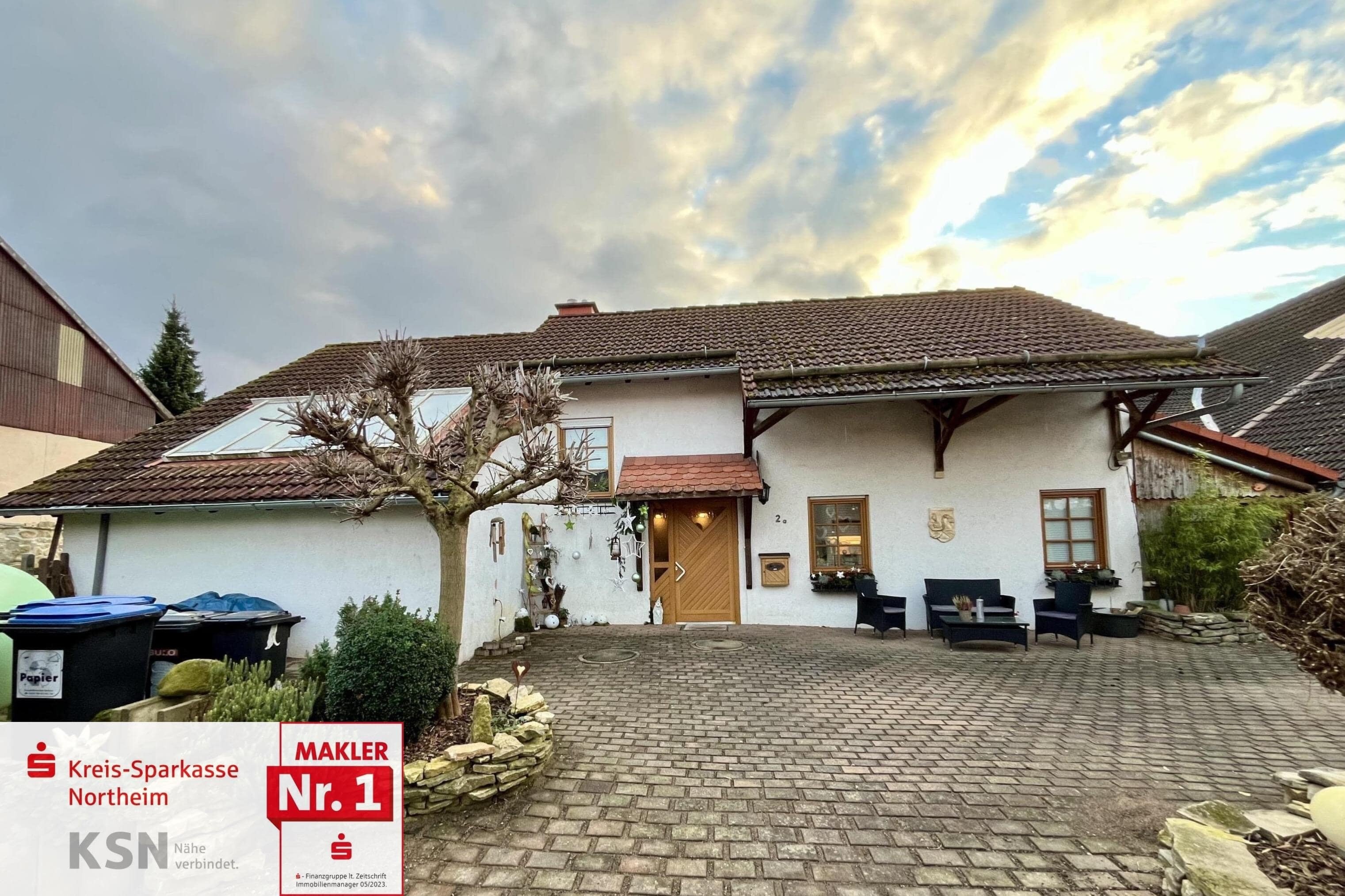 Einfamilienhaus zum Kauf 349.000 € 5 Zimmer 154 m²<br/>Wohnfläche 932 m²<br/>Grundstück 01.03.2025<br/>Verfügbarkeit Denkershausen Northeim 37154