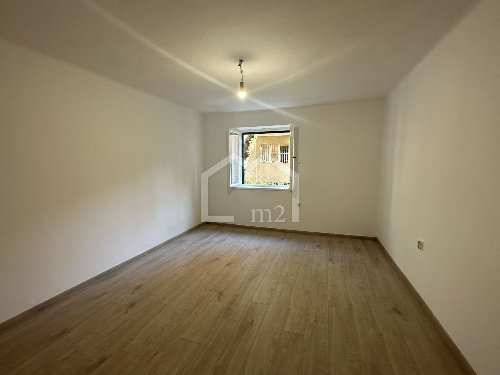 Wohnung zum Kauf 280.000 € 3 Zimmer 66 m²<br/>Wohnfläche 1.<br/>Geschoss Bacvice 21000