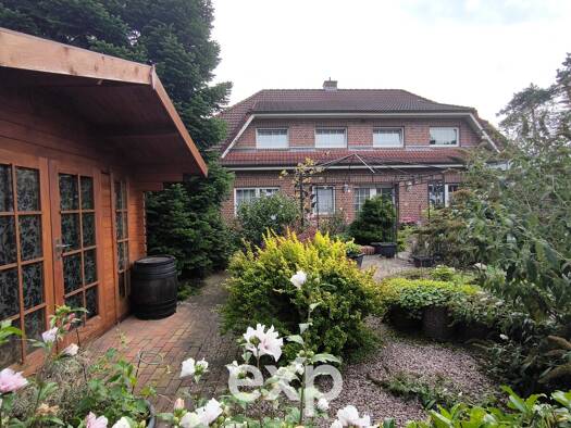 Einfamilienhaus zum Kauf 395.000 € 8 Zimmer 292 m² 894 m² Grundstück Börger 26904