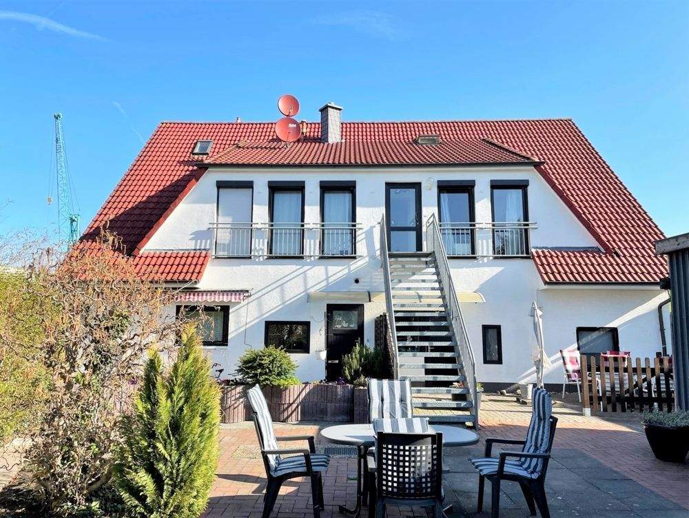 Immobilie in Lemwerder - TOP RENDITE oder LUKRATIVE EXISTENZ! Erstklassiges, langjährig bestehendes Gästehaus/ Monteurzimmer - Bild 0