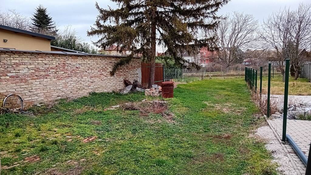 Einfamilienhaus zum Kauf 93.500 € 2 Zimmer 50 m² 704 m² Grundstück Györ