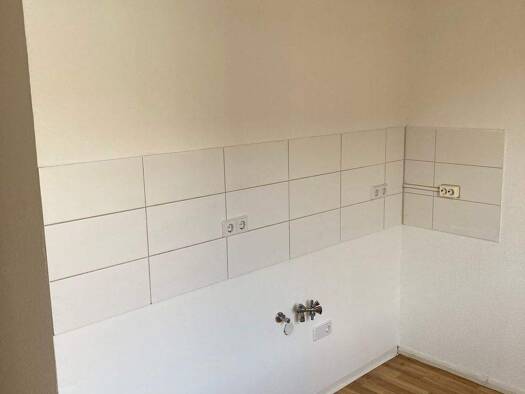 Wohnung zur Miete 500 € 4 Zimmer 87,9 m² 3. Geschoss Greizer Straße 14 Innenstadt Gera 07545