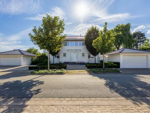 Villa zum Kauf 2.490.000 € 8 Zimmer 354,3 m² 2.220 m² Grundstück Altlünen Lünen / Nordlünen 44534
