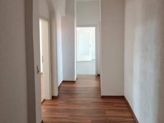 Wohnung zur Miete 599 € 3 Zimmer 91,3 m² Freiberg 09599