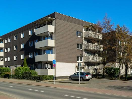 Mehrfamilienhaus zum Kauf als Kapitalanlage geeignet 2.360.000 € 1.585,2 m² 1.278 m² Grundstück Holten Oberhausen 46147