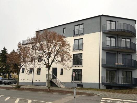Wohnung zur Miete 1.712 € 2 Zimmer 107 m² 3. Geschoss frei ab sofort Eschborn 65760