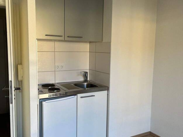 Studio zur Miete 390 € 1 Zimmer EG frei ab sofort Gertrud-von-Lee-Fort-Straße Frauenland Würzburg 97074