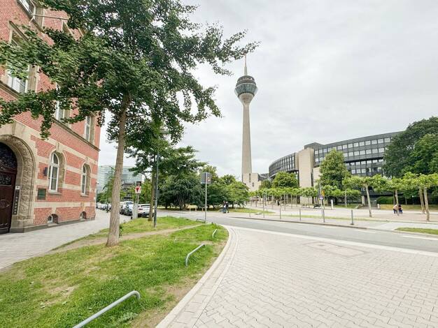 Wohnung zum Kauf 1.490.000 € 11 Zimmer 325 m² Düsseldorf 40219