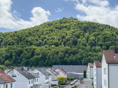 Wohnung zum Kauf 179.000 € 2,5 Zimmer 47 m² Bad Urach Bad Urach 72574