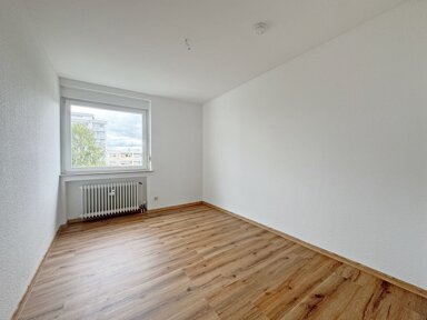 Wohnung zur Miete 700 € 4 Zimmer 114 m² frei ab sofort Dreieichstraße Dietzenbach Dietzenbach 63128