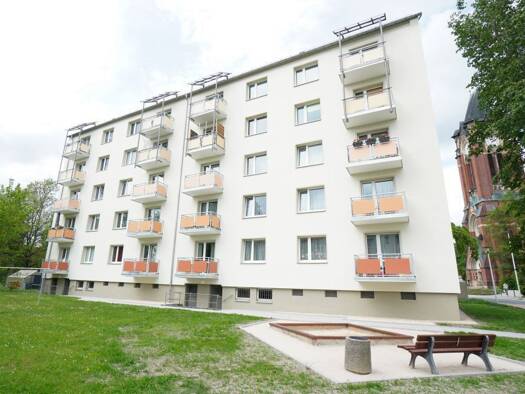 Wohnung zur Miete 301 € 3 Zimmer 59,7 m² 4. Geschoss Leißnerstraße 14 Stadtmitte Plauen 08525