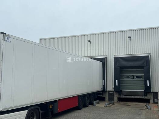 Lagerhalle zur Miete 4.268 m² Lagerfläche teilbar ab 668 m² Lind Köln 51147