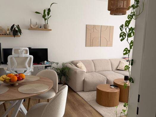 Studio zur Miete 750 € 2 Zimmer 48 m² 2. Geschoss Niederrad Frankfurt am Main 60528