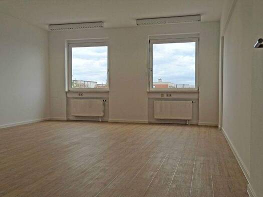 Bürofläche zur Miete 12 € 185 m² Bürofläche Hochbrück Garching 85748