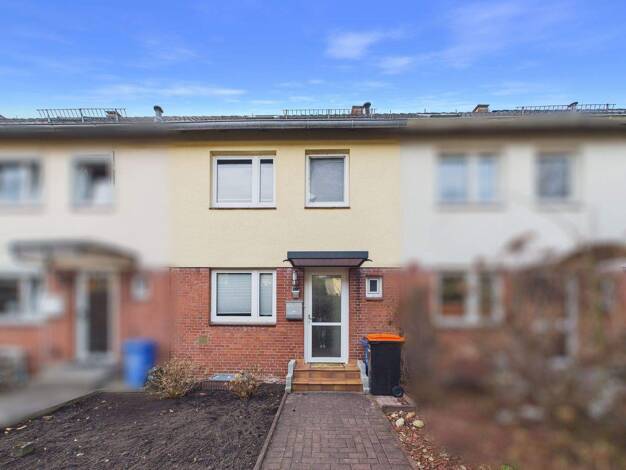 Reihenmittelhaus zum Kauf 180.000 € 5 Zimmer 92 m² 170 m² Grundstück Wahlstedt 23812