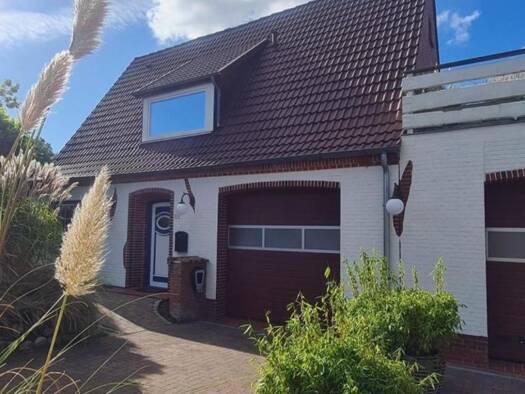 Einfamilienhaus zur Miete 1.600 € 4 Zimmer 130 m² 600 m² Grundstück frei ab 15.10.2026 Tating 25881