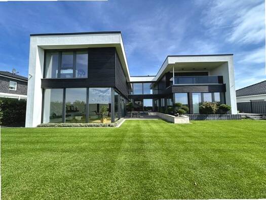 Einfamilienhaus zum Kauf 2.100.000 € 7 Zimmer 374 m² 935 m² Grundstück Gamsen Gifhorn 38518