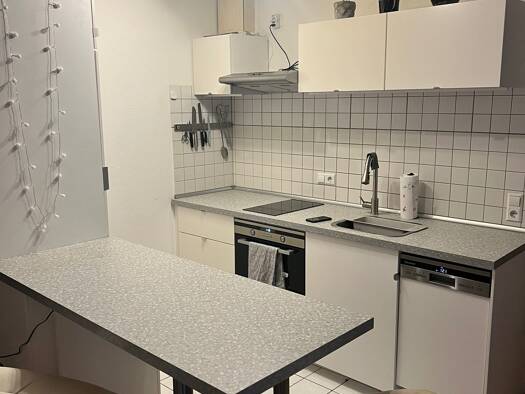 Wohnung zur Miete 450 € 1 Zimmer 41 m² Geschoss 1/5 frei ab 01.10.2026 Grombühl Würzburg 97080