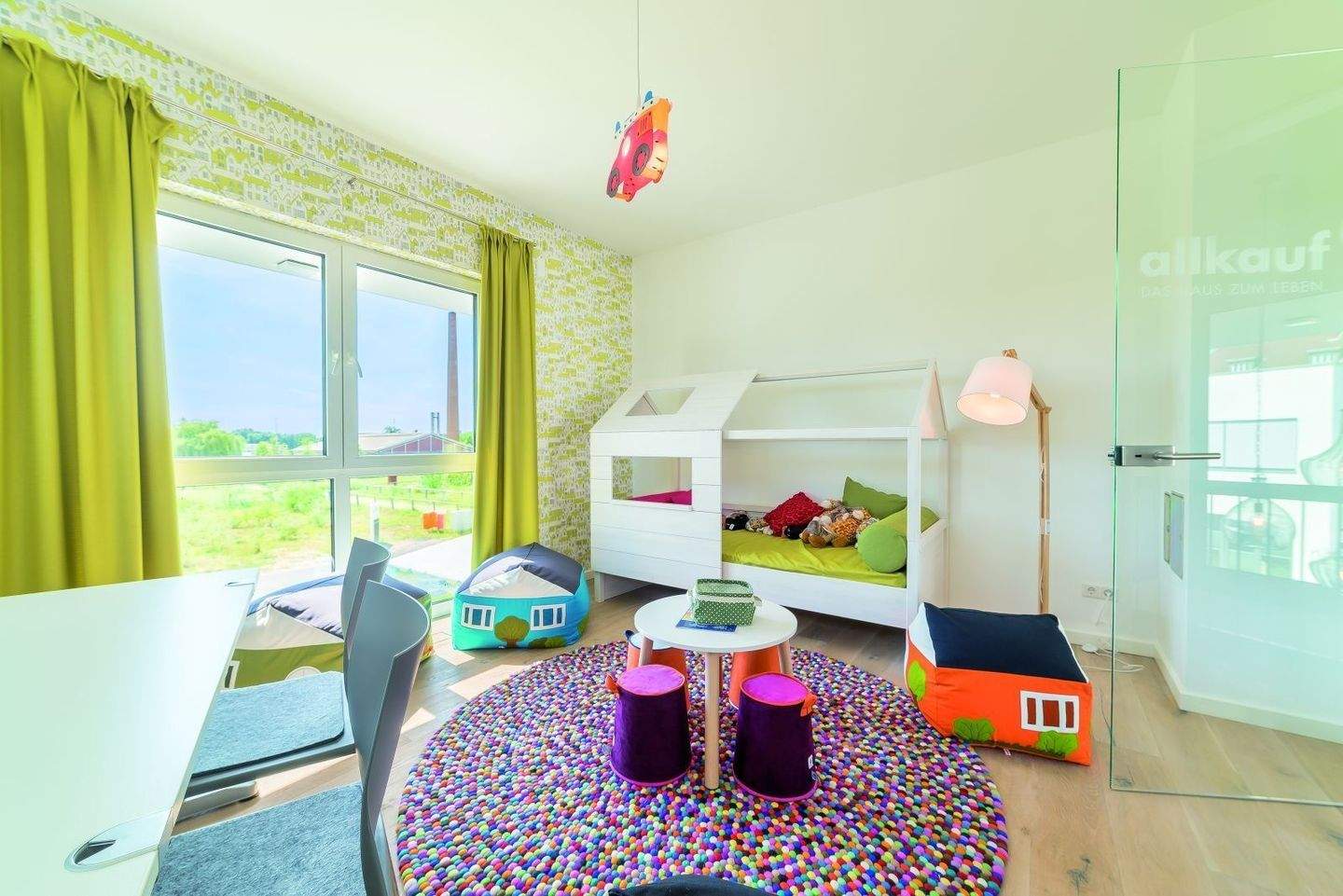 Immobilie in Hohenroth - Individuell geplantes Mehrfamilienhaus in Wülfershausen a.d.Saale - Komfortabler Wohntraum mit nachhaltiger Wärmepumpentechnik - Bild 2