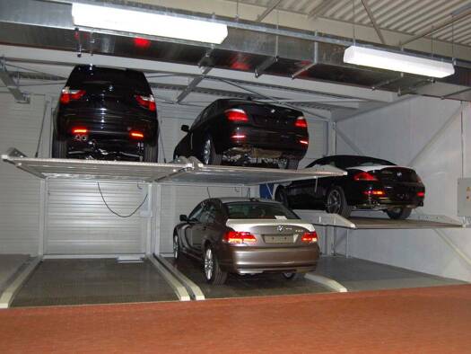 Tiefgaragenstellplatz zur Miete provisionsfrei 40 € Braustraße 10 Pirna 01796