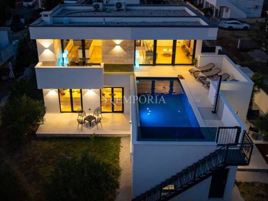 Haus zum Kauf 650.000 € 3 Zimmer 219 m² Vrsi