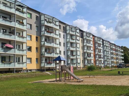 Wohnung zur Miete 434 € 3 Zimmer 62 m² 2. Geschoss frei ab sofort Rudower Str. 36 Neustrelitz 17235