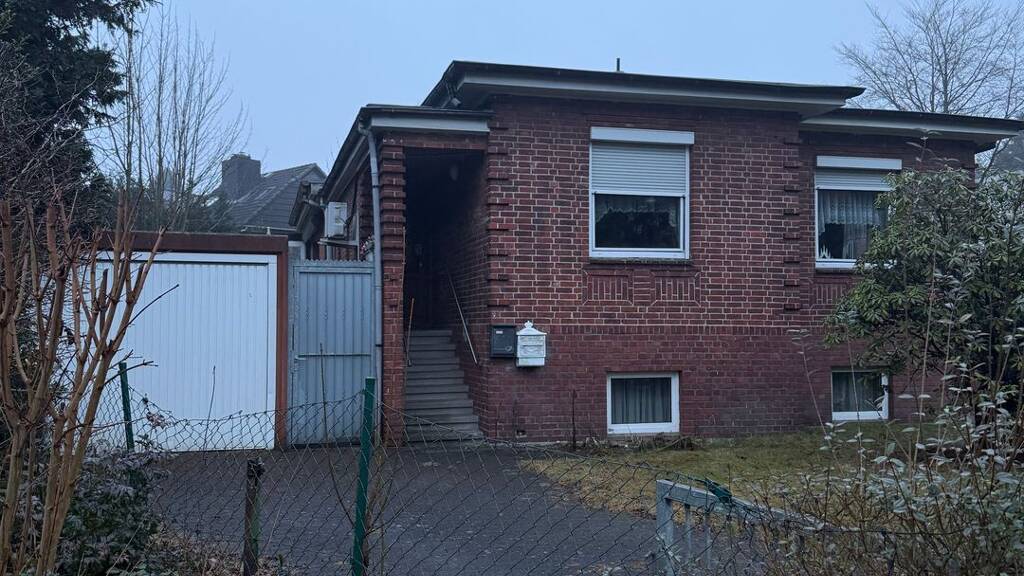 Einfamilienhaus zur Miete 2.450 € 4 Zimmer 150 m² 1.020 m² Grundstück frei ab sofort Niendorf Hamburg 22455