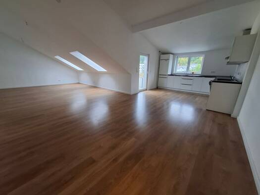 Studio zur Miete 980 € 3 Zimmer 112 m² Geschoss 2/3 frei ab sofort Besseringen Merzig 66663