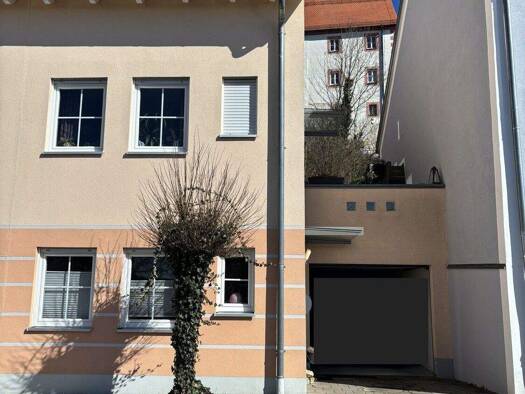 Doppelhaushälfte zum Kauf 380.000 € 4 Zimmer 102 m² 146 m² Grundstück frei ab 01.07.2026 Parsberg 92331