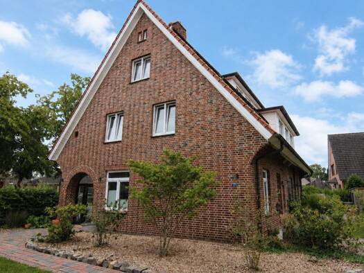 Mehrfamilienhaus zur Miete 1.795 € 4 Zimmer 153 m² frei ab 01.09.2026 Curslack Bergedorf 21039