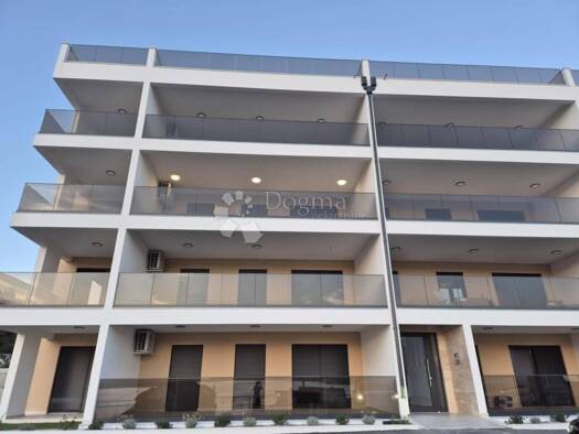 Wohnung zum Kauf 329.747 € 4 Zimmer 106 m² 1. Geschoss Okrug Gornji, Okrug Okrug Donji