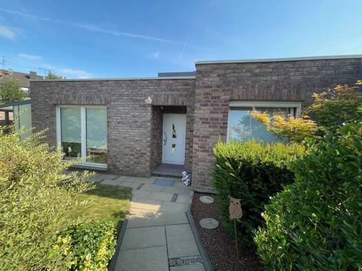 Einfamilienhaus zum Kauf 475.000 € 4 Zimmer 115 m² 388 m² Grundstück Erikastr. 17 Bettrath Mönchengladbach 41066